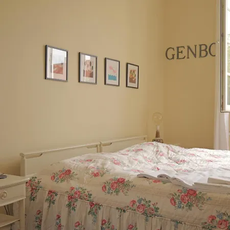 فندق مبيت وإفطار Huset I 3*