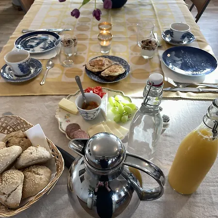 Huset I فندق مبيت وإفطار 3*